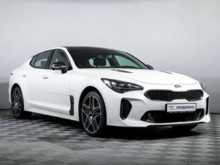 2021 Kia Stinger I Рестайлинг, белый, 3199000 рублей, вид 3