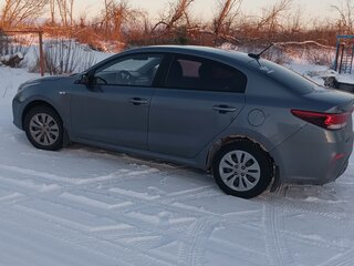2020 Kia Rio IV, серый, 2250000 рублей, вид 5