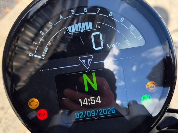 2021 Triumph Trident 660, серый, 820000 рублей - вид 29