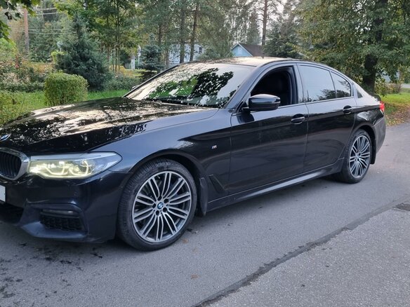 2018 BMW 5 серии 530i xDrive VII (G30/G31/G38), чёрный, 3120000 рублей