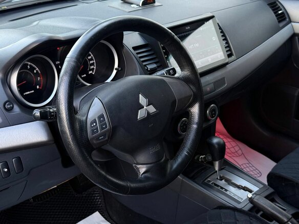 2011 Mitsubishi Lancer X Рестайлинг, зелёный, 644000 рублей - вид 14