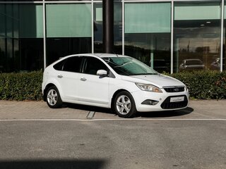 2011 Ford Focus II Рестайлинг, белый, 480000 рублей, вид 5