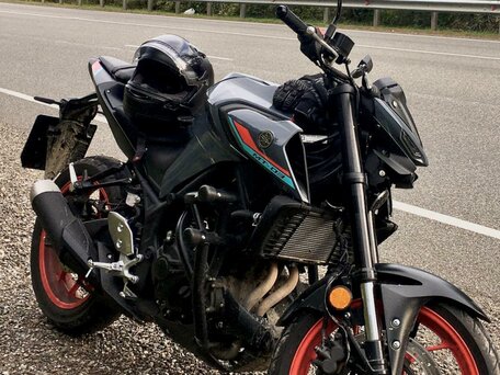 2021 Yamaha MT-03, серый, 530000 рублей, вид 1