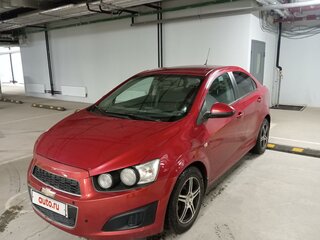 2012 Chevrolet Aveo II, красный, 600000 рублей, вид 2