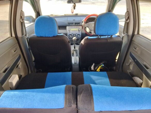 2003 Mazda Demio II (DY), белый, 365000 рублей - вид 10