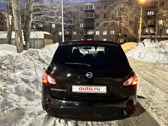 2011 Nissan Qashqai+2 I Рестайлинг, чёрный, 1200000 рублей - вид 4