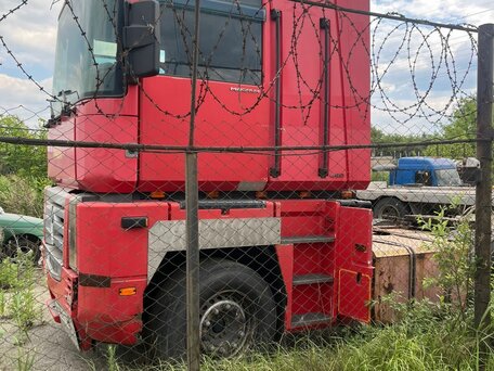 2003 Renault Magnum, красный, 3500000 рублей, вид 3