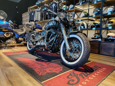 2017 Harley-Davidson Softail Slim, чёрный, 1600000 рублей, вид 4