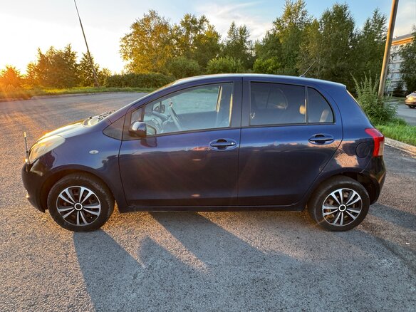 2005 Toyota Vitz II (XP90), синий, 500000 рублей - вид 6