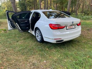 2018 BMW 7 серии 730d VI (G11/G12), белый, 4117883 рублей, вид 3