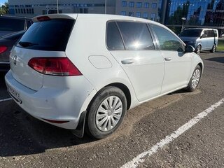 2013 Volkswagen Golf VII, белый, 790000 рублей, вид 3