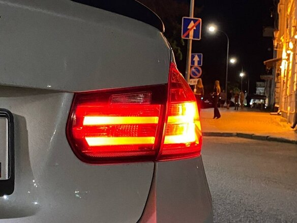 2012 BMW 3 серии 328i xDrive VI (F3x), белый - вид 3