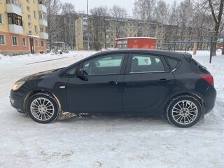 2011 Opel Astra J, чёрный, 750000 рублей, вид 3