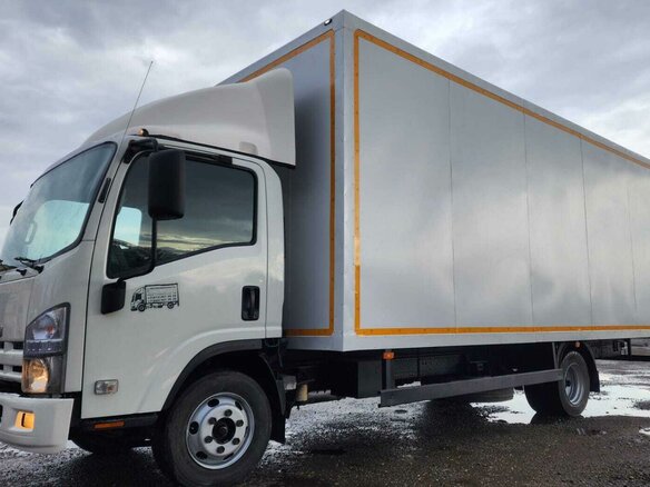 2017 Isuzu Elf (N-series), белый, 3999000 рублей