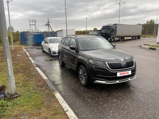 2017 Skoda Kodiaq I, коричневый, 2500000 рублей, вид 2