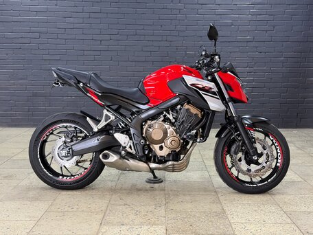 2017 Honda CB 650F, красный, 765000 рублей, вид 3