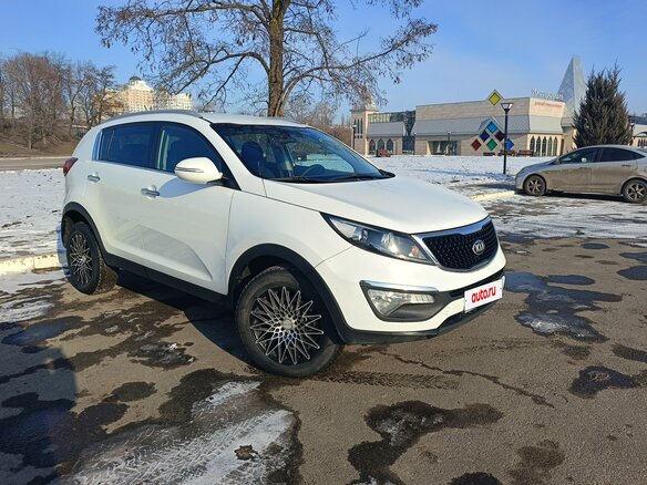 2014 Kia Sportage III Рестайлинг, белый, 1500000 рублей - вид 12