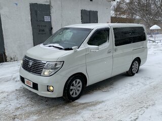 2007 Nissan Elgrand II (E51), белый, 1100000 рублей, вид 3