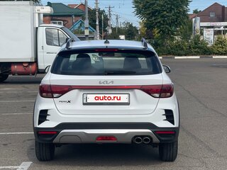 2021 Kia Rio X IV Рестайлинг, белый, 1450000 рублей, вид 5