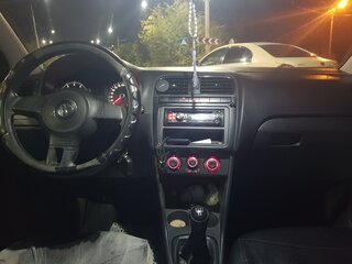 2013 Volkswagen Polo V, белый, 750000 рублей, вид 4