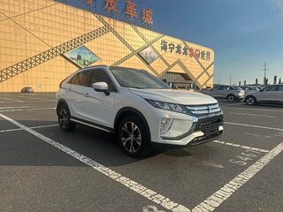 2021 Mitsubishi Eclipse Cross I, белый, 1990000 рублей, вид 3