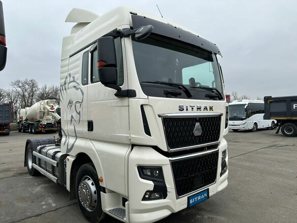 2023 Sinotruk Sitrak C7H MAX, белый