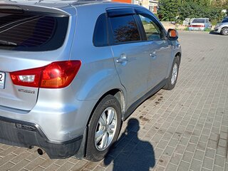2010 Mitsubishi ASX I, серебристый, 800000 рублей, вид 3