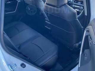 2022 Toyota RAV4 V (XA50), белый, 3700000 рублей, вид 4