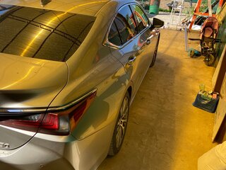 2019 Lexus ES 250 VII, серый, 4000000 рублей, вид 5