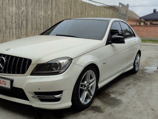 2012 Mercedes-Benz C-Класс 200 III (W204) Рестайлинг, белый, 1900000 рублей, вид 1