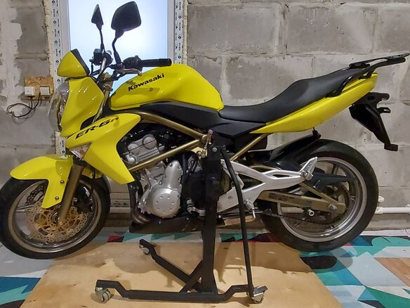 2006 Kawasaki ER-6N, жёлтый, 450000 рублей