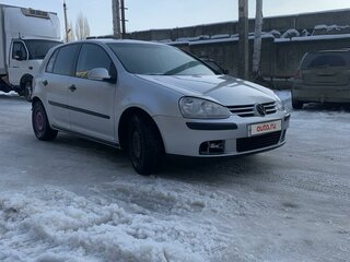 2006 Volkswagen Golf V, серебристый, 390000 рублей, вид 3