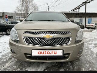 2013 Chevrolet Cobalt II, золотистый, 520000 рублей, вид 2