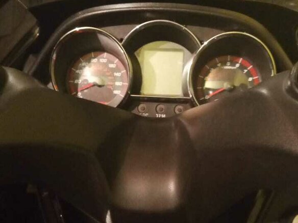 2011 Kymco Downtown, серый, 205000 рублей - вид 4
