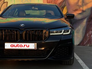 2017 BMW 5 серии 530i xDrive VII (G30/G31/G38), чёрный, 3000000 рублей, вид 4