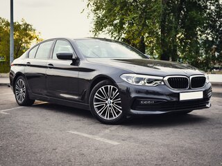 2020 BMW 5 серии 520d VII (G30/G31/G38), чёрный, 3550000 рублей, вид 2