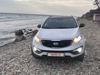2015 Kia Sportage III Рестайлинг, белый, 2150000 рублей, вид 1