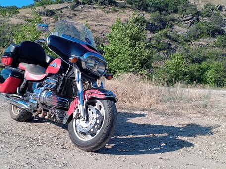 1999 Honda Valkyrie 1500, красный, 600000 рублей, вид 1