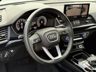 2023 Audi Q5 Sportback 45 TFSI I (FY), серый, 5140000 рублей, вид 5