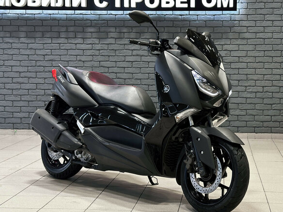 2019 Yamaha XMAX, чёрный