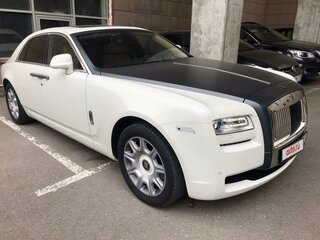 2012 Rolls-Royce Ghost I (Series I), белый, 13000000 рублей, вид 1