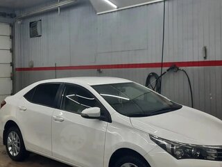 2014 Toyota Corolla XI (E160, E170, E180), белый, 1550000 рублей, вид 4