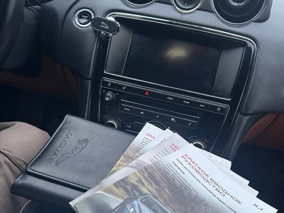 2015 Jaguar XJ IV (X351), чёрный, 1850000 рублей - вид 18