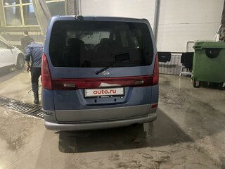2001 Nissan Serena II (C24), синий, 585000 рублей, вид 3