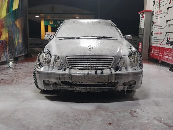 2001 Mercedes-Benz C-Класс 180 II (W203), синий, 330000 рублей - вид 9