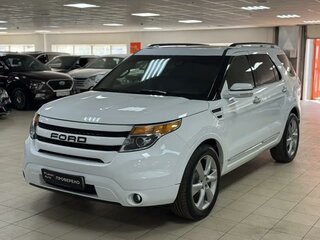 Ford Explorer Sport V