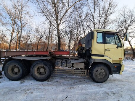 2006 Nissan Diesel, жёлтый, 1700000 рублей, вид 1