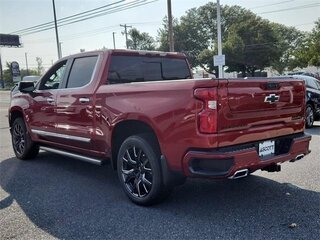2024 Chevrolet Silverado Crew Cab IV (T1XX) Рестайлинг, красный, 8611687 рублей, вид 2