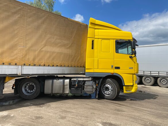 2007 DAF XF 105, жёлтый, 4000000 рублей - вид 12