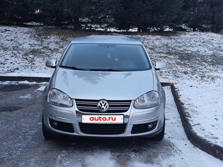 2010 Volkswagen Jetta V, серебристый, 1100000 рублей, вид 1